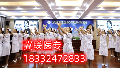 上醫(yī)學(xué)中?？梢钥甲o(hù)士資格證嗎？