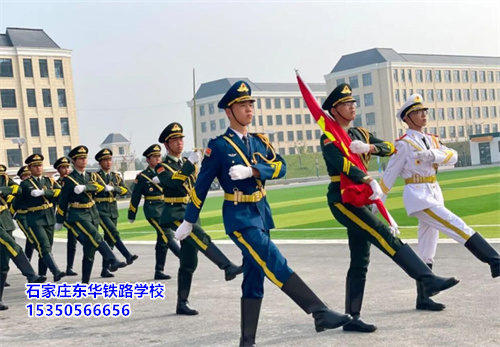 石家莊東華鐵路學(xué)校管的嚴(yán)嗎？可以隨便出入學(xué)校嗎？